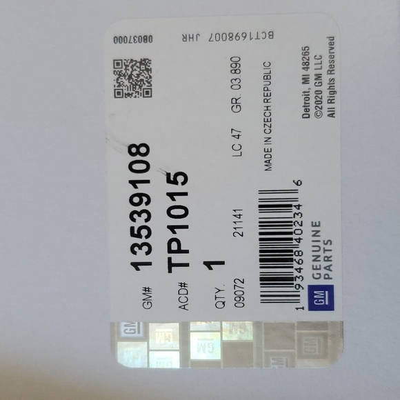 NWT 1- GM Genuine Parts TP1015 Fuel Filter with Seals - Picture 4 of 4